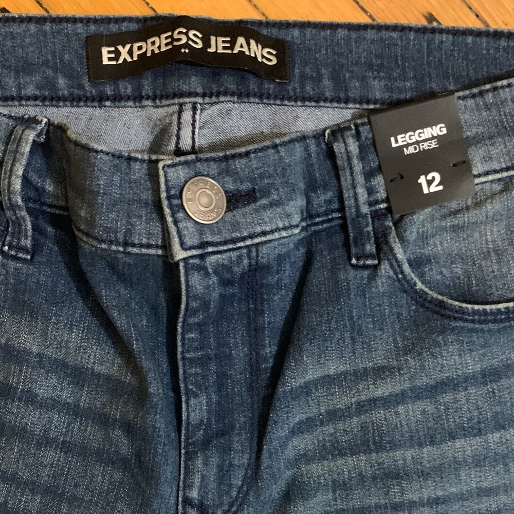 Express Women's Blue Leggings - Picture 2 of 8